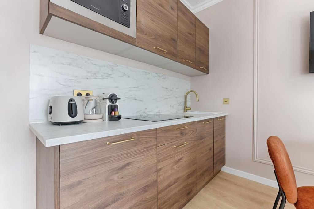 Mykeypers - Luxury Flat 3br 8p With Jacuzzi - Haussmann * Parigi